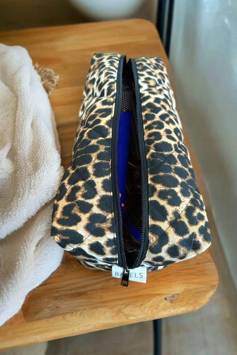 باهلس Viral Leopard Xl Size Bag Travel Bag For All Hair Styling