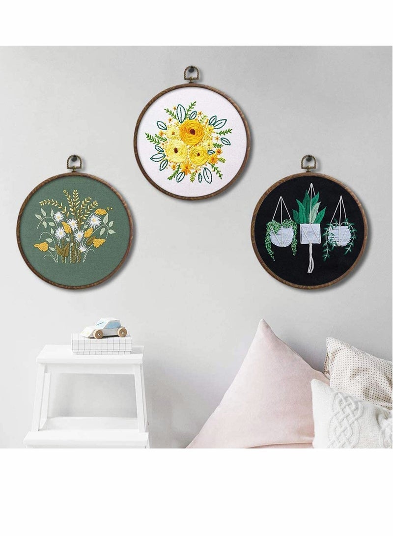 مجموعة كاملة من أدوات التطريز المبتدئة مع الرسومات والإرشادات، تتضمن ملابس تطريز بنمط زهري، 3 قطع من حلقات التطريز البلاستيكية، خيوط ملونة وأدوات - Image 4