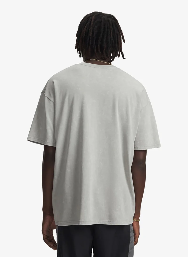 UNDER ARMOUR Oversized Logo Washed T-Shirt