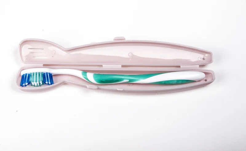 ديكوبيلا ® Toothbrush Protection Container