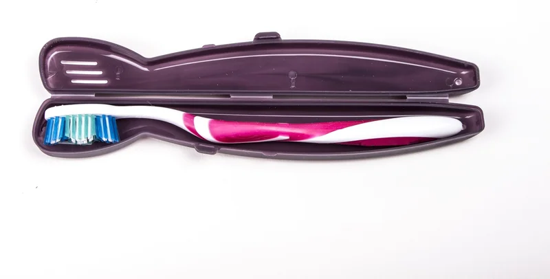 ديكوبيلا ® Toothbrush Protection Container