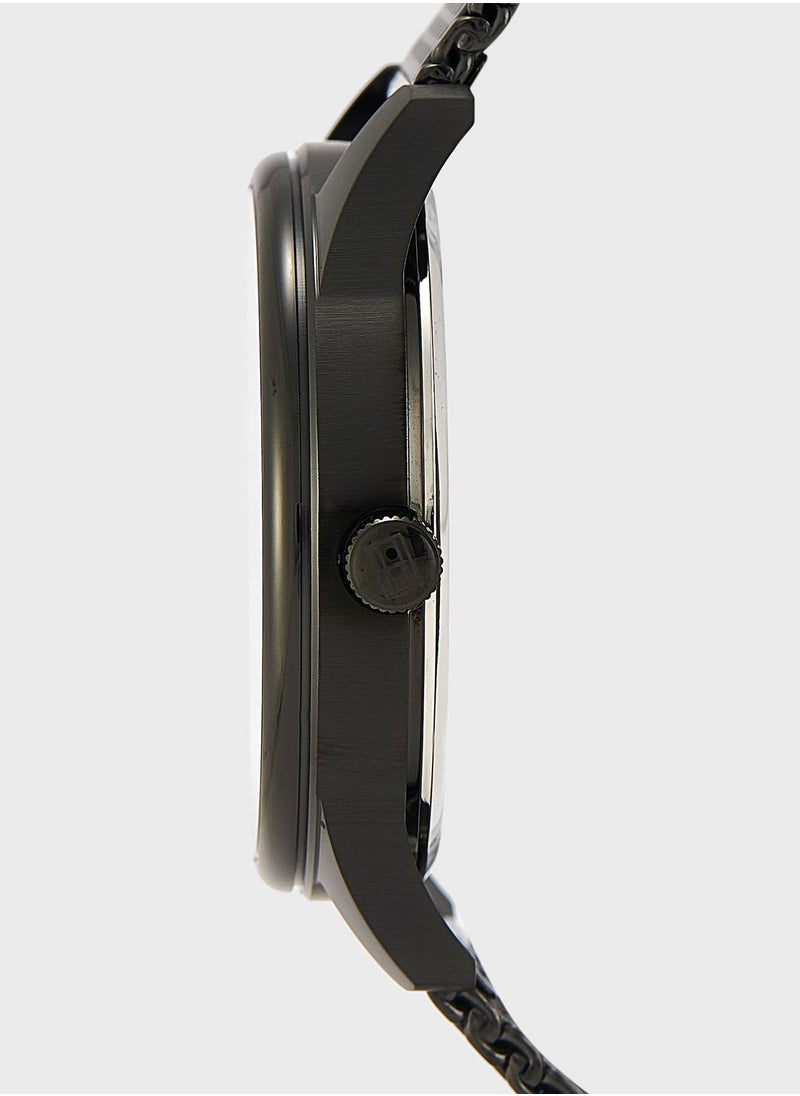 Metal Strap Chronograph Watch - pzsku/Z368950B1B6CD0BECF6CCZ/45/_/1699003059/07acbe73-3f98-45cf-9303-a3138b67e88f