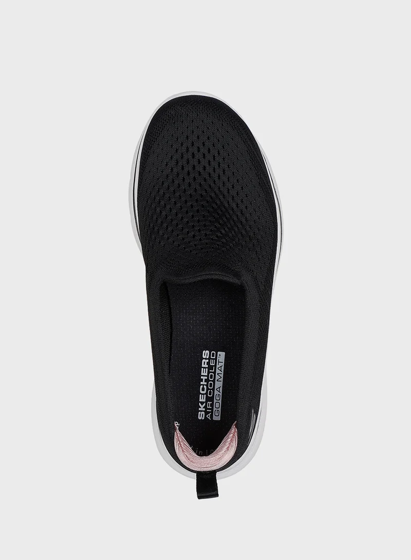 SKECHERS GO WALK 7