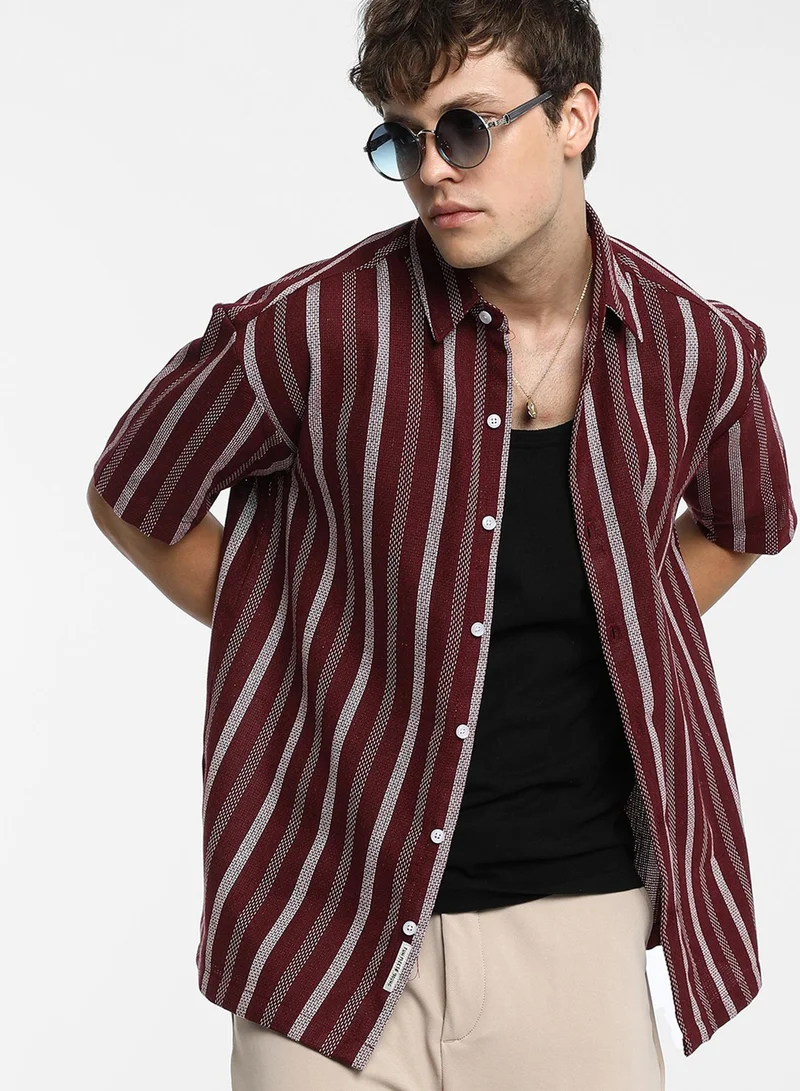 كامبوس سوترا Men's Maroon Red Pencil Striped Shirt For Casual Wear | Spread Collar | Short Sleeve | Button Closure | Shirt Crafted With Comfort Fit For Everyday Wear