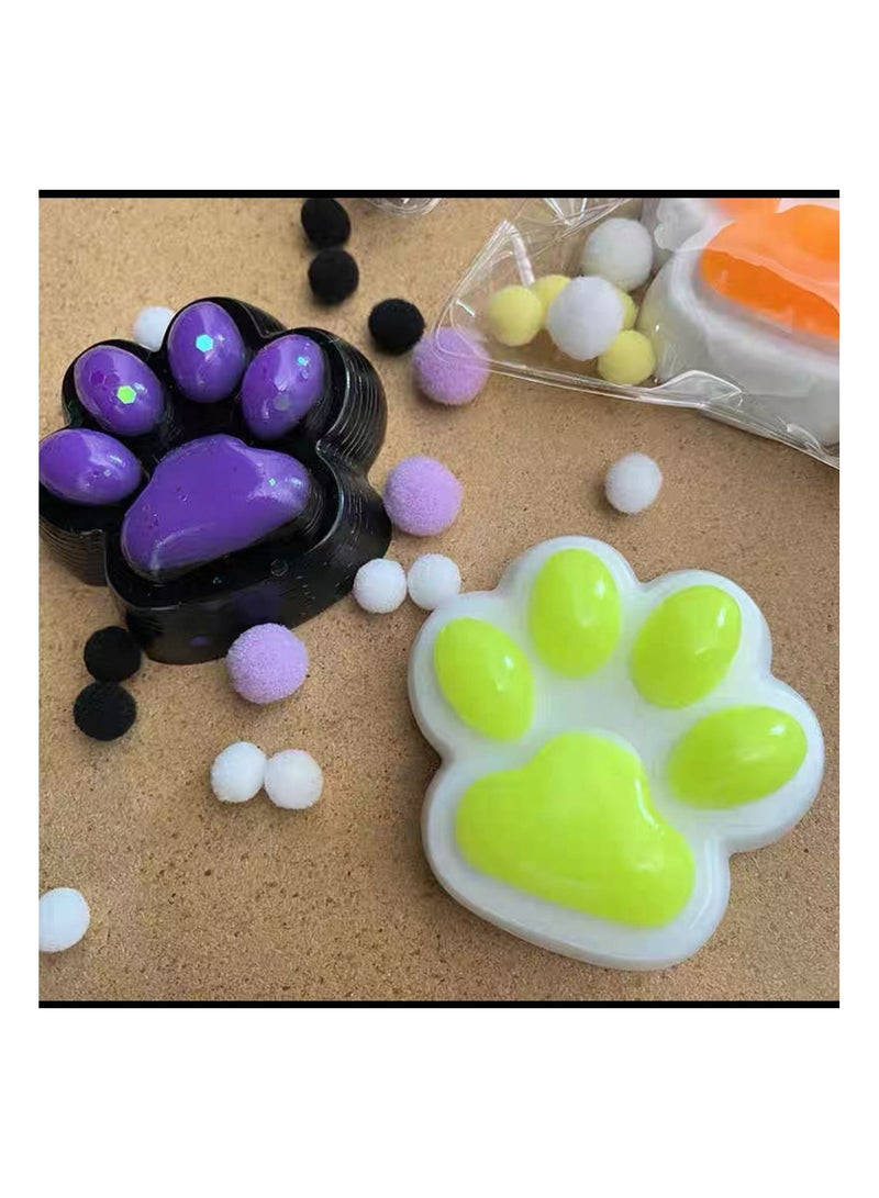 سكويشي مخلب قطة (Cat Paw Squishy)التصميم: سكويشي لطيف ومرح على شكل مخلب قطة، مصنوع من مادة ناعمة وقابلة للعصر. - Image 3