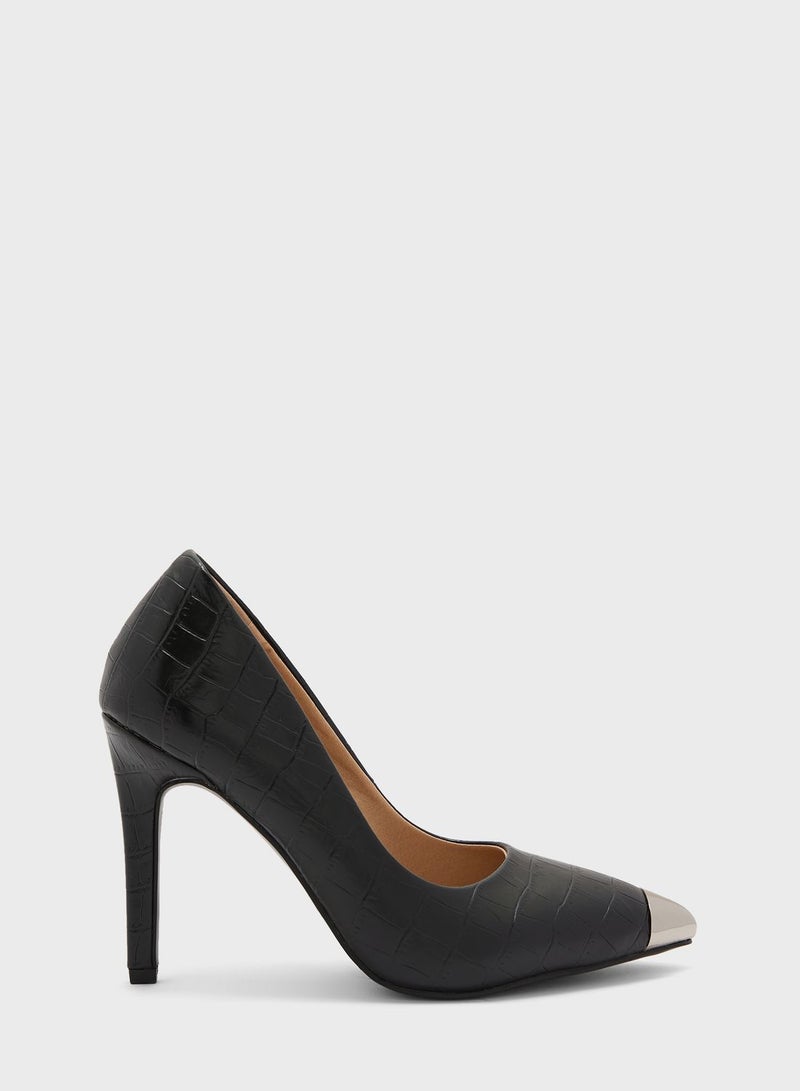 Croc Effect Pump With Toecap