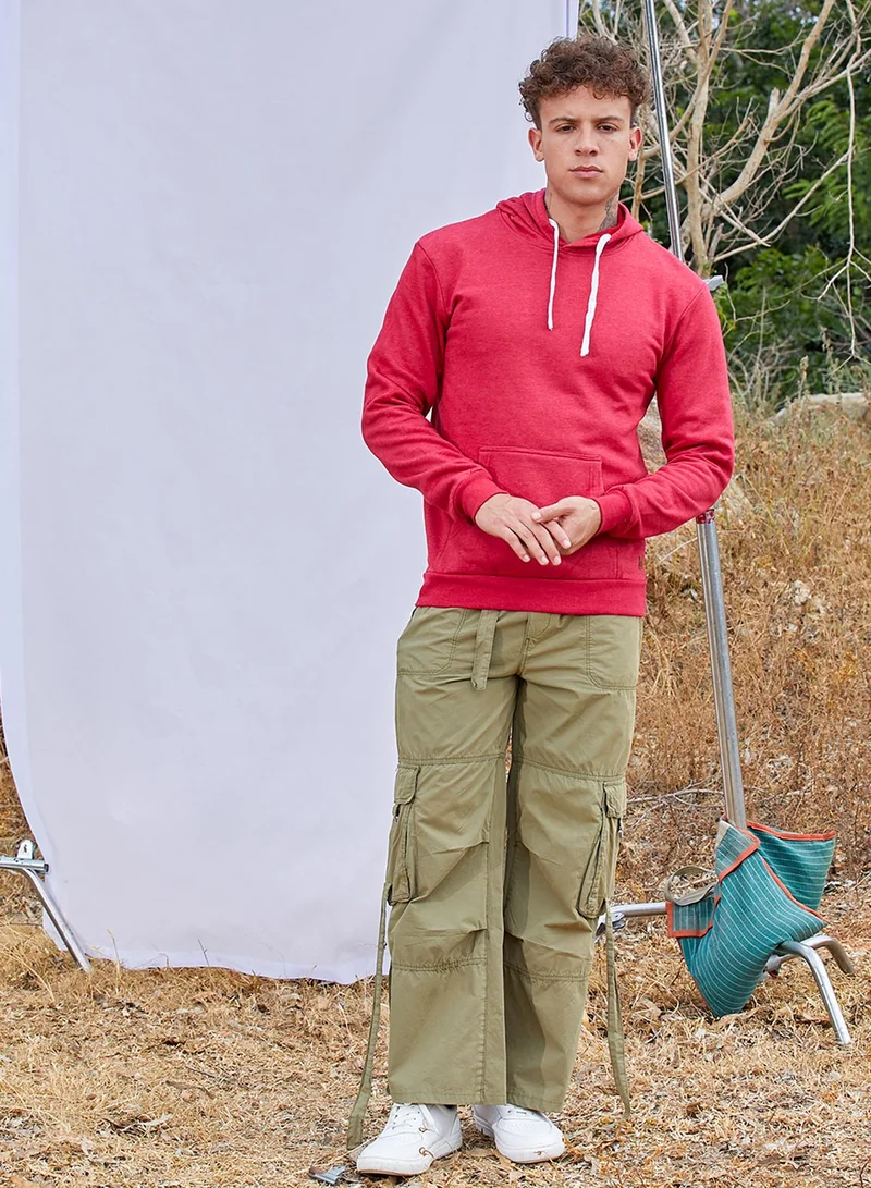 Campus Sutra Men's Red Pullover Hoodie With Contrast Drawstring
