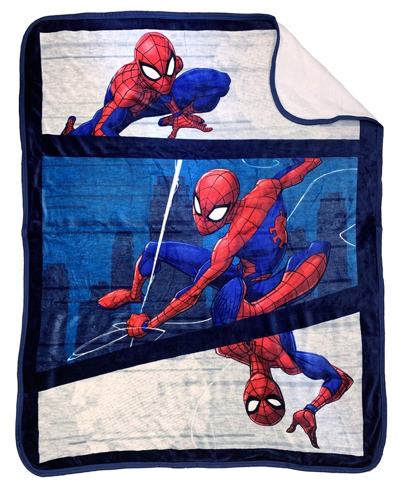 Jay Franco Marvel Spiderman City Swinger Sherpa Throw Blanket - Measures 50 x 60 inches, Kids Bedding - Fade Resistant Super Soft - Image 4