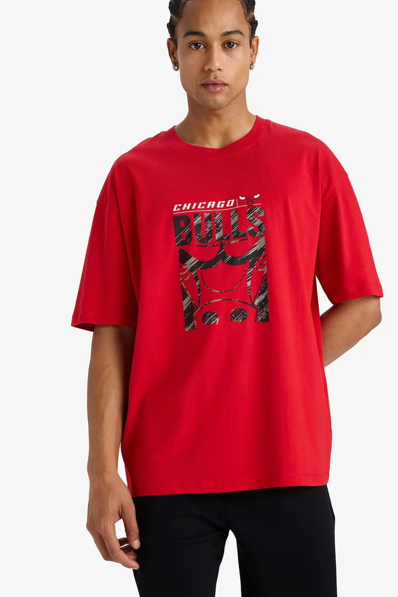 Defacto  DeFactoFit NBA Chicago Bulls Oversize Fit T-Shirt  | Best Price UAE