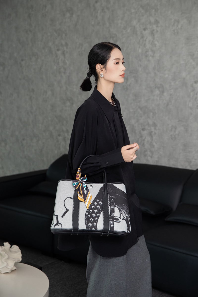 Handmade Cowhide Canvas Contrast Color Explosions Garden Bag Sale New Artistic Graffiti Shoulder Handbag For Women - Image 1