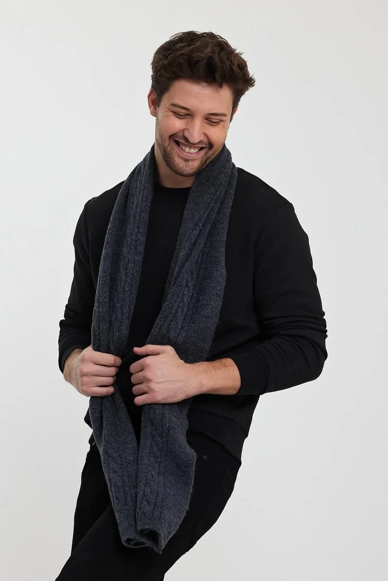 الكسندر جاردي Alexandergardi Knit Detailed Long Knitwear SCARF(E24-SCARVES-ERKK)