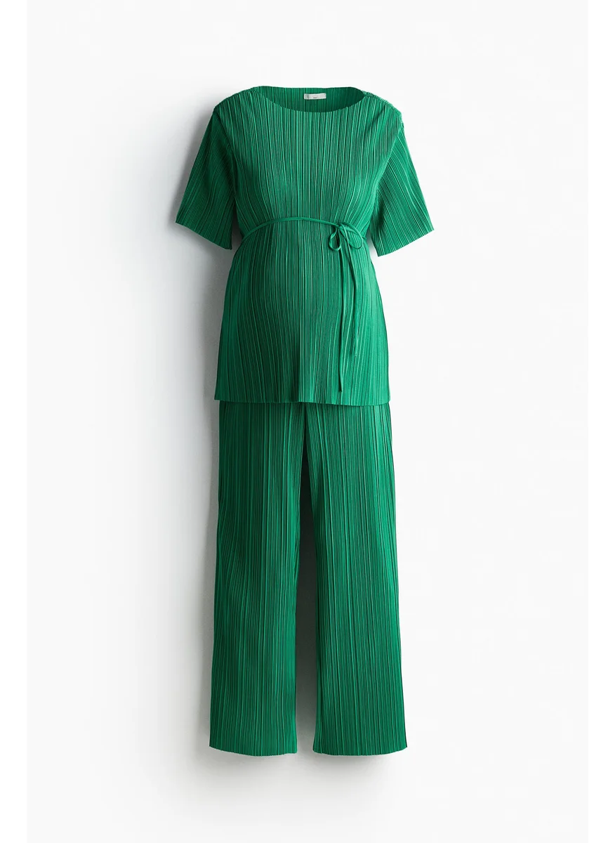 H&M Mama 2-Piece Plissé Set