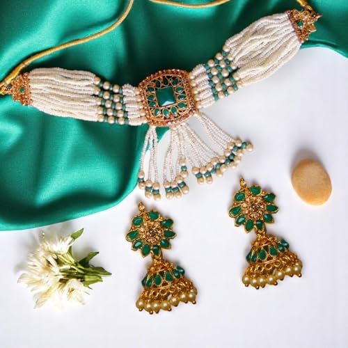ACCESSHER Pearl Beads Floral Pendant Necklace Set for Women | Elegant Choker & Matching Earrings Jewellery Set | Stylish Necklace Set for Women & Girls (White Green 1) - Image 3
