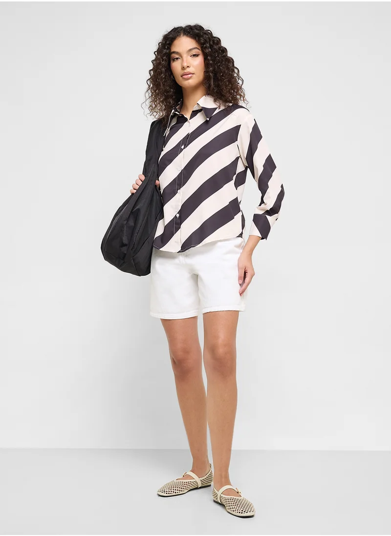 جينجر Monochrome Stripe Button Down Oversize Shirt