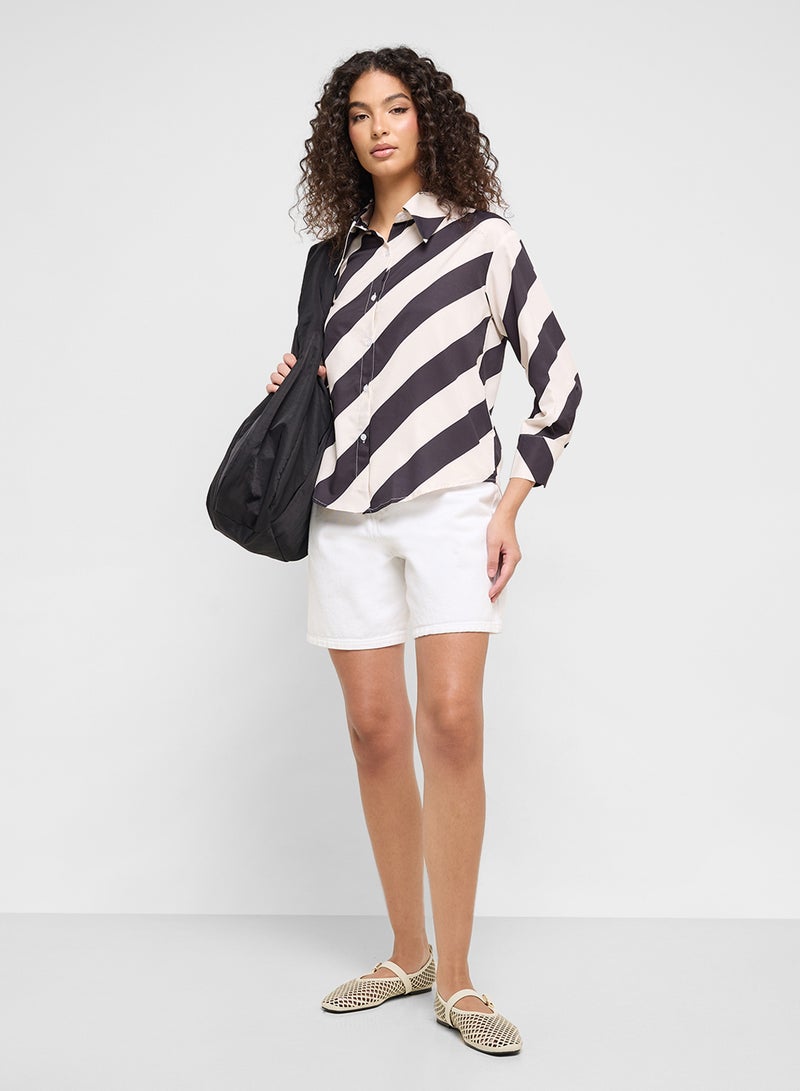 جينجر قميص مخطط بأزرار مقاس كبير بلون واحد - Image 4