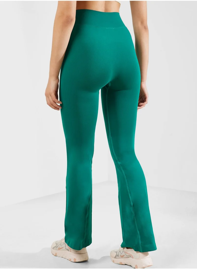 FRWD V Waist Detail Flared Leggings