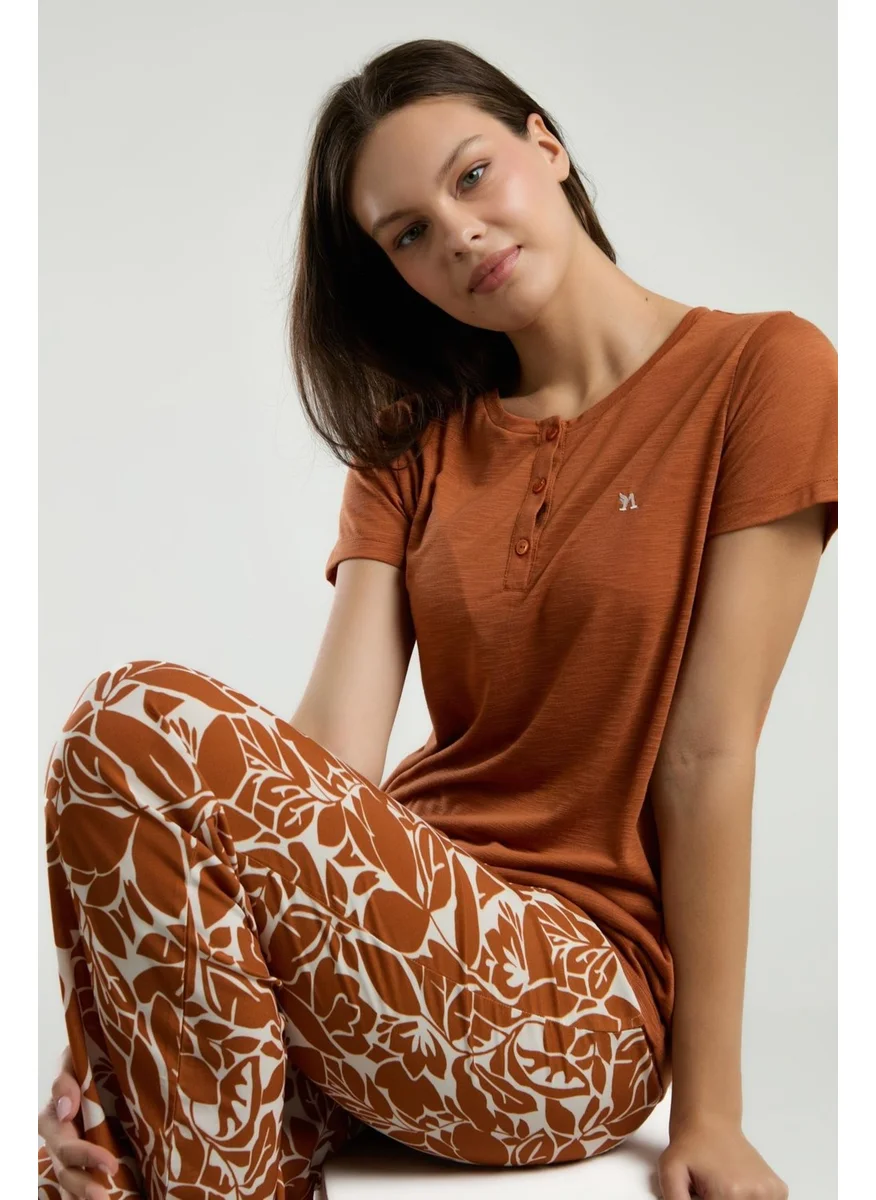Arnetta Summer Pajama Set, Button-down Collar, Short Sleeves, Pockets and Printed