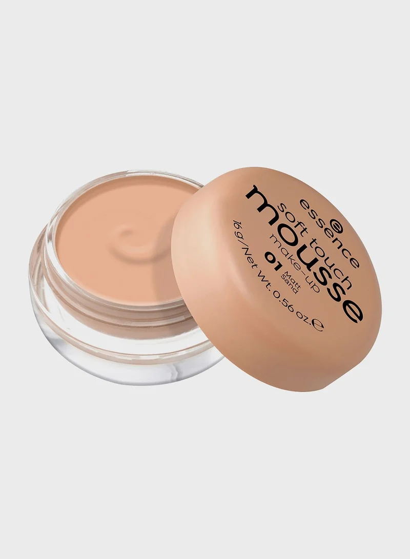 Essence Essence Soft Touch Mousse Make-Up 01 Matt Sand