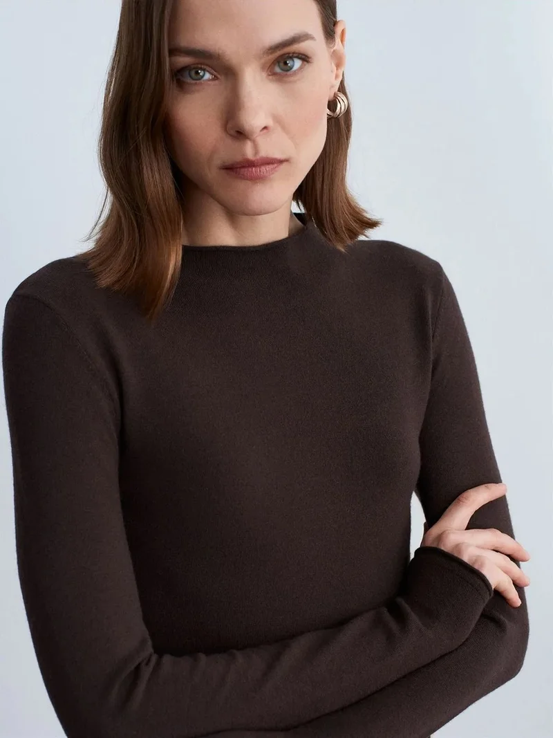 ديلفين Dilvin Women's Slim-fit Ribbed Half-turtleneck Sweater