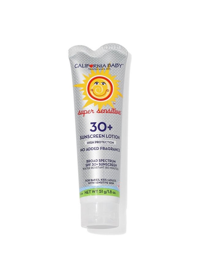 كاليفورنيا بيبي - واقي الشمس كاليفورنيا بيبي سوبر سينسيتيف SPF 30+ | طيف واسع | ثاني أكسيد التيتانيوم | واقي شمسي معدني غير معطر مضاد للحساسية | 51 جم / 1.8 أونصة. - Image 1