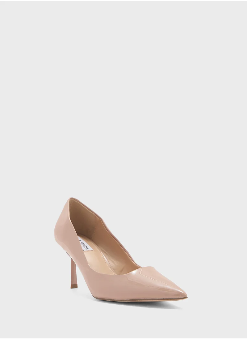 ستيف مادن Brynnn Pointed Toe Mid Heel  Pumps
