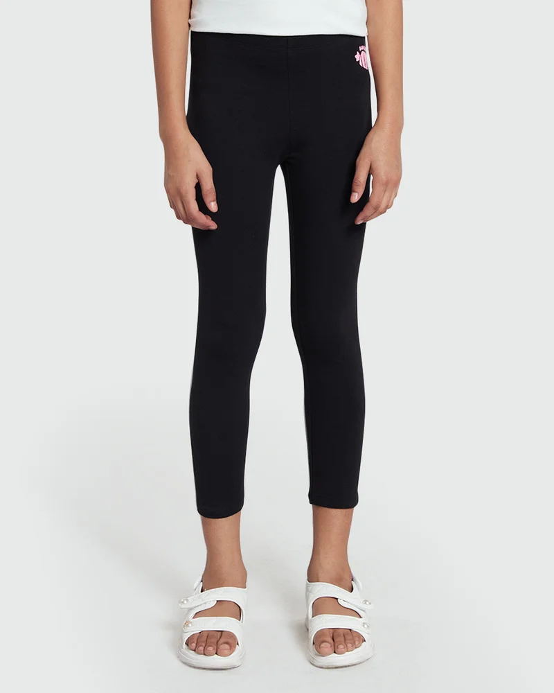 او في اس Black