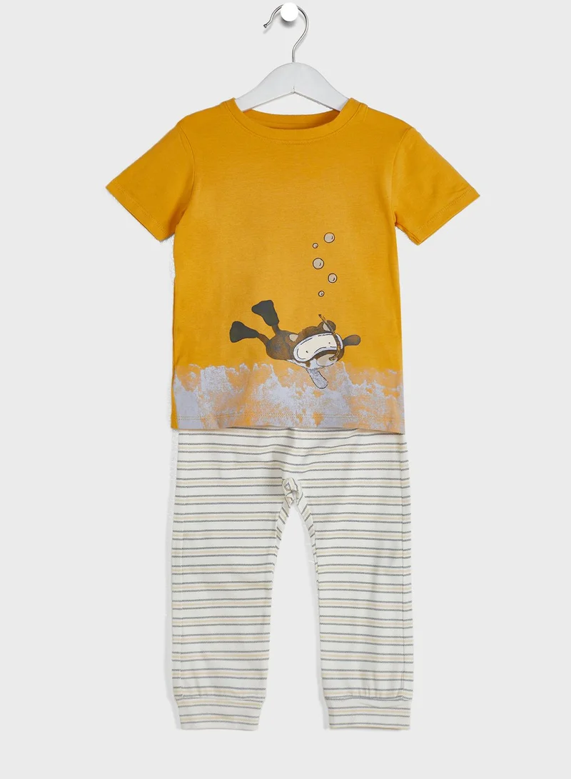 NAME IT Kids Printed T-Shirt & Pants Set