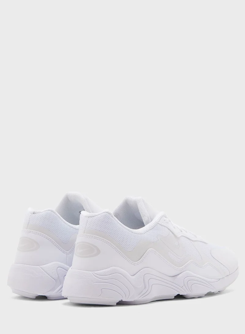 Nike Alpha Lite