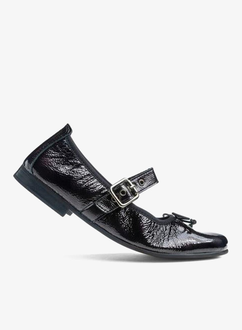 Pablosky Girls Buckle Closure Leather School Shoes - Image 4