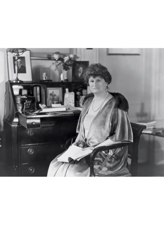 null - Inventing the Modern: Untold Stories of the Women Who Shaped the Museum of Modern Art - Image 1