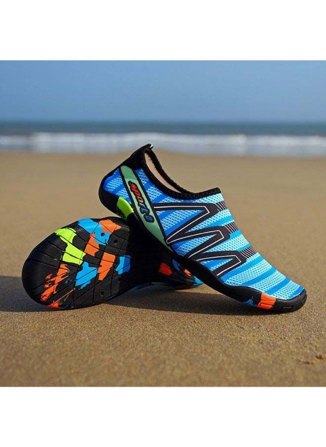 NIBEMINENT Pair Of Quick Dry Barefoot Water Shoes  - Image 3