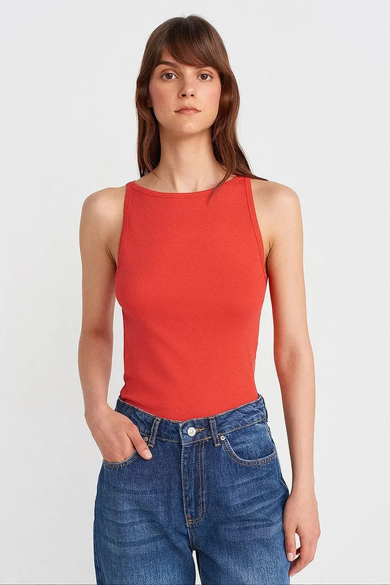 DILVIN Ribbed Halterneck Slim-Fit Blouse