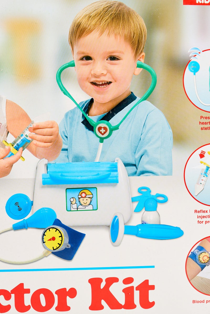 Kiddieland Little Doctor Kit - Image 4