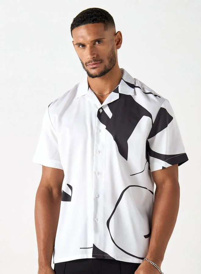 Iconic Iconic All-Over Print Camp Collar Shirt with Short Sleeves