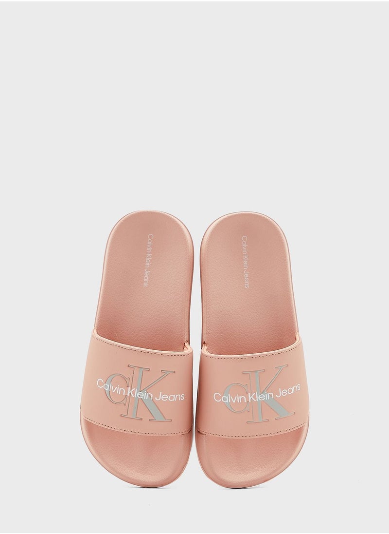 Calvin Klein Jeans - Youth Logo Slides - Image 1