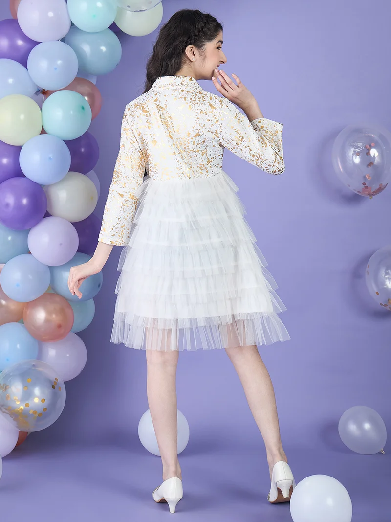 شيري أند جيري فستان بناتي "Fit and Flare" أبيض وذهبي لامع - نسيج النيوبرين والشبكة، بأكمام كاملة وياقة.