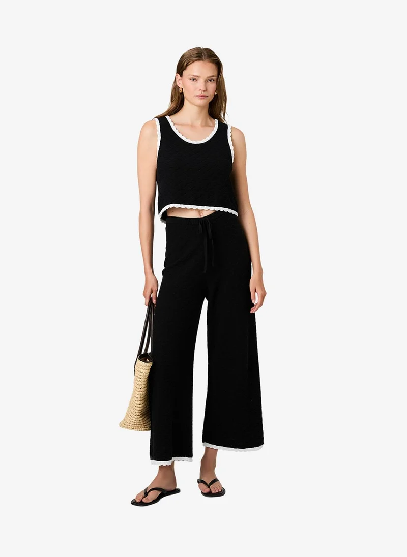 French Connection Women's Black-Summer White Teddy Diamond Knit Crop Pants
