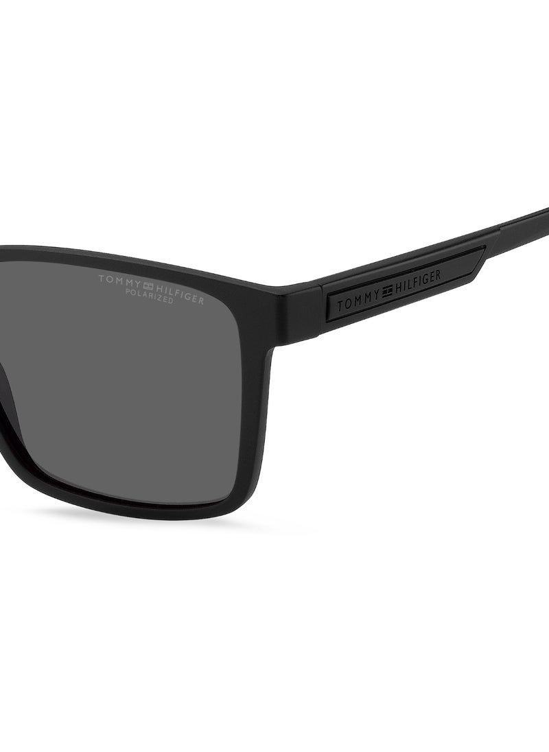 TOMMY HILFIGER - Men's UV Protection Sunglasses Th 2088/S Black 43.8 - Lens Size: 55 Mm - Image 1