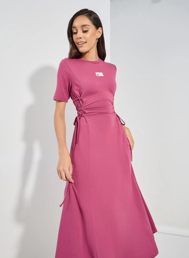 ستايلي Side Tie-Up T-Shirt Midi Dress with Patch Detail