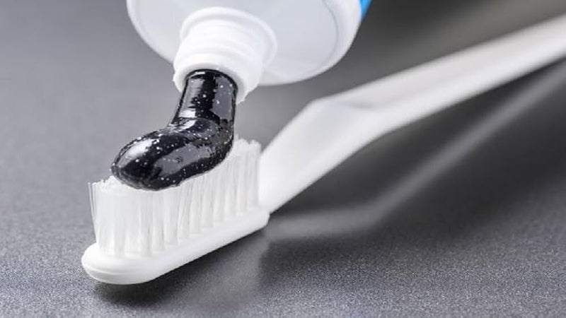 Toothpaste Herbal Activated Charcoal Whitening Toothpaste Remove Yellowing Stain Tea Coffee Smoke-140ml - Image 2