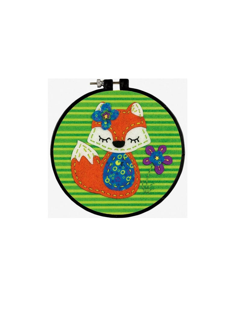 Dimensions Learn A Craft Felt Applique Kit 6inch Round Little Fox - Image 1