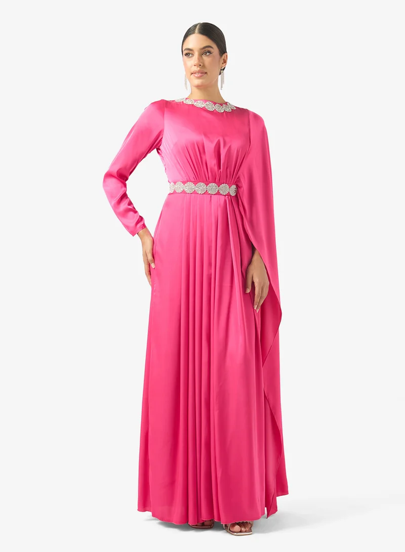 جولدن ابل Belted Maxi Dress