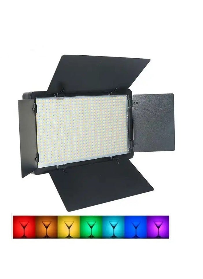 بيستون - بيستون RGB لايت E600 بنطاق لوني 3200-5600 ، عدد لمبات ليد 360 ، (40 وات) ، مع سعة بطارية NP-F770 Li-ion مللي أمبير (الموديل: E600) - Image 1