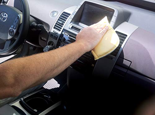 Carrand 40314 Microfiber Dash Duster and Window Defogger Mitt 22" x 30" - Image 4