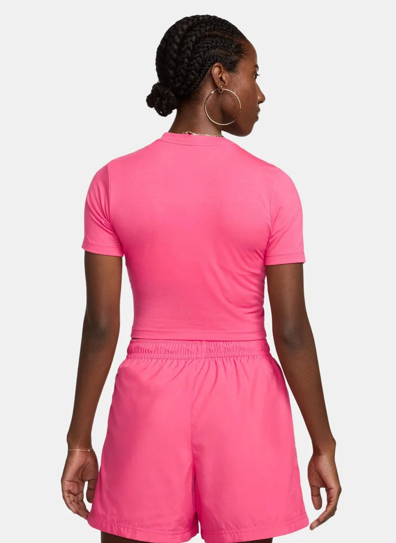 Nike Women's Sportswear Essential Cropped T-Shirt
