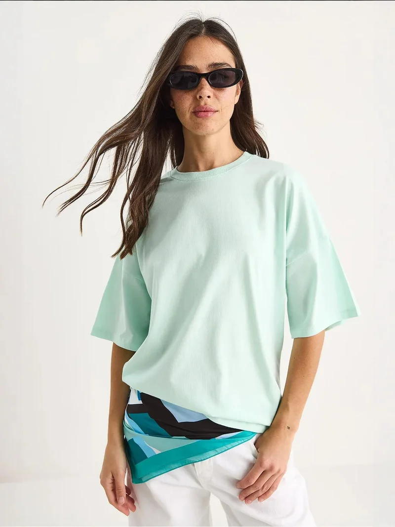 Bianco Lucci LUCCI Oversized Crew Neck Cotton T-Shirt