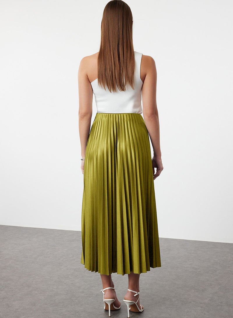 trendyol Oil Green Pleated Maxi Skirt - Image 2