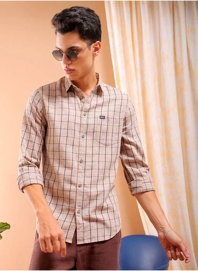 شركة المرآب الهندية Men Slim Fit Checkered Full Sleeves Cutaway Collar Casual Shirt