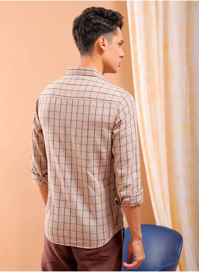 شركة المرآب الهندية Men Slim Fit Checkered Full Sleeves Cutaway Collar Casual Shirt