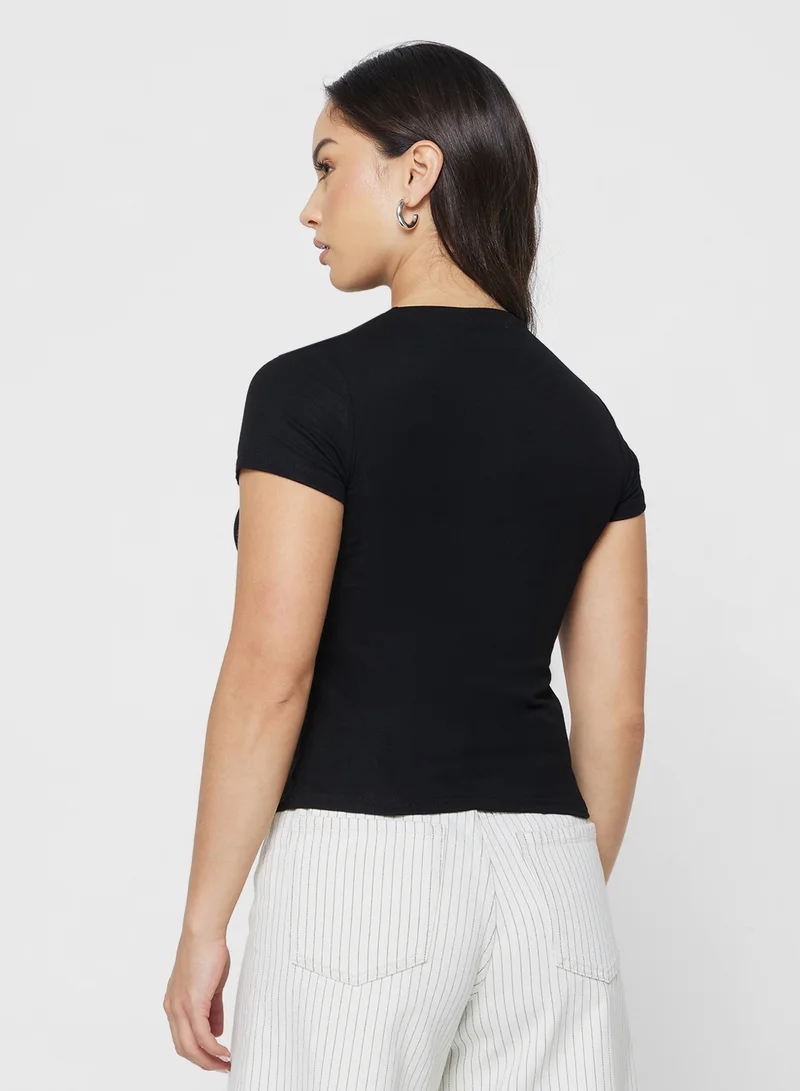 جينجر بيسيكس Cotton Blend Crew Neck Fitted T-Shirt
